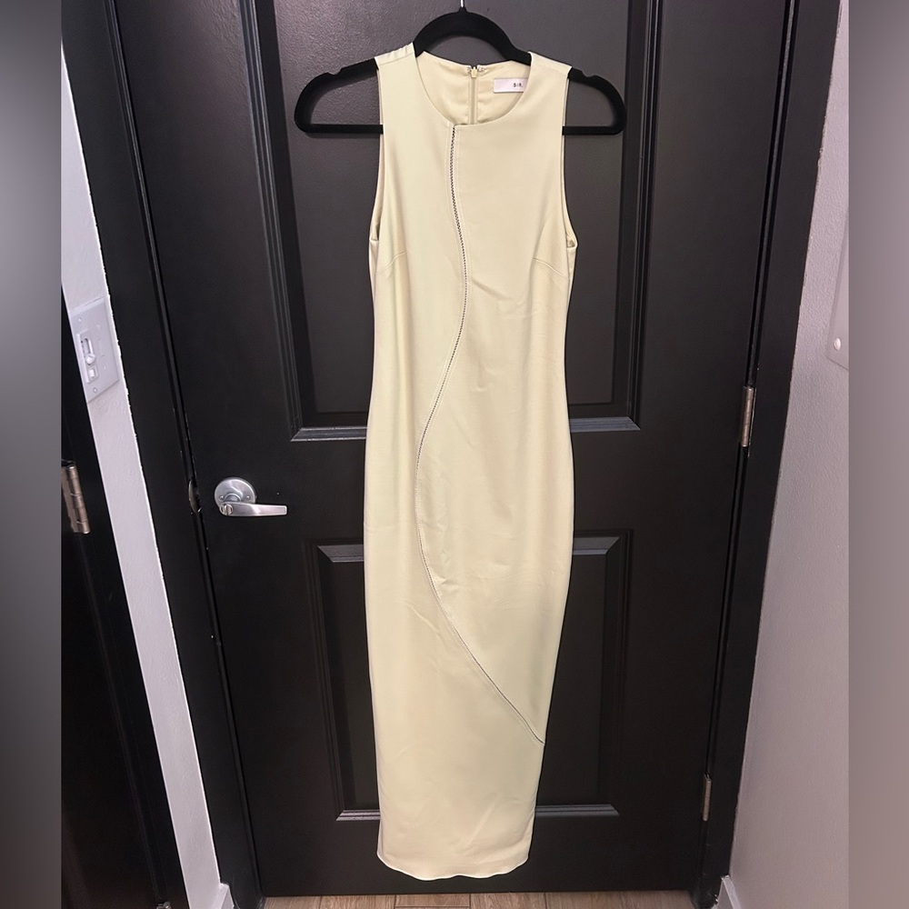 Sir. Dress